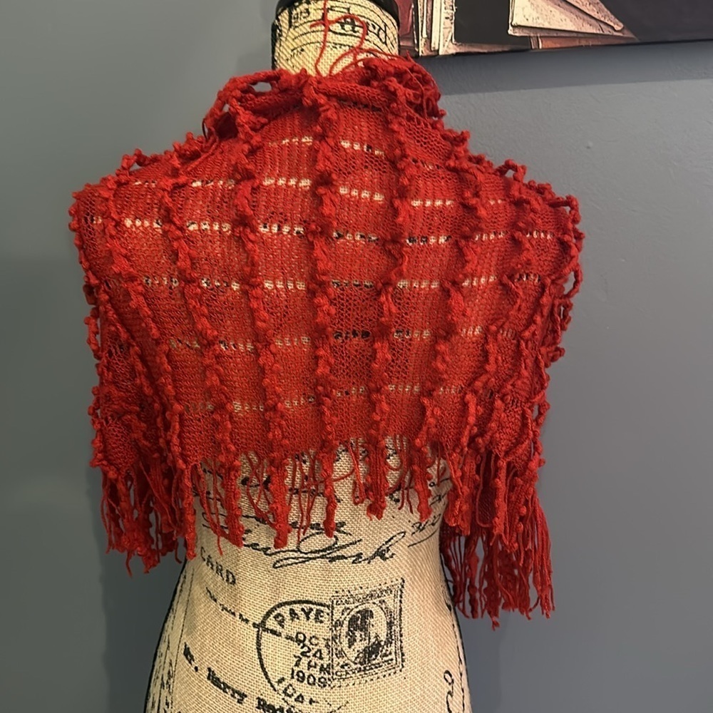 Cranberry Infiniti scarf. NEW - Picture 2 of 4